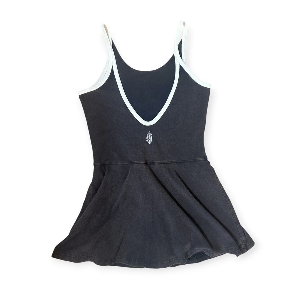 Free People MOVEMENT WOMEN'S HOT SHOT SKORTSIE Size Small NWT - Picture 4 of 10